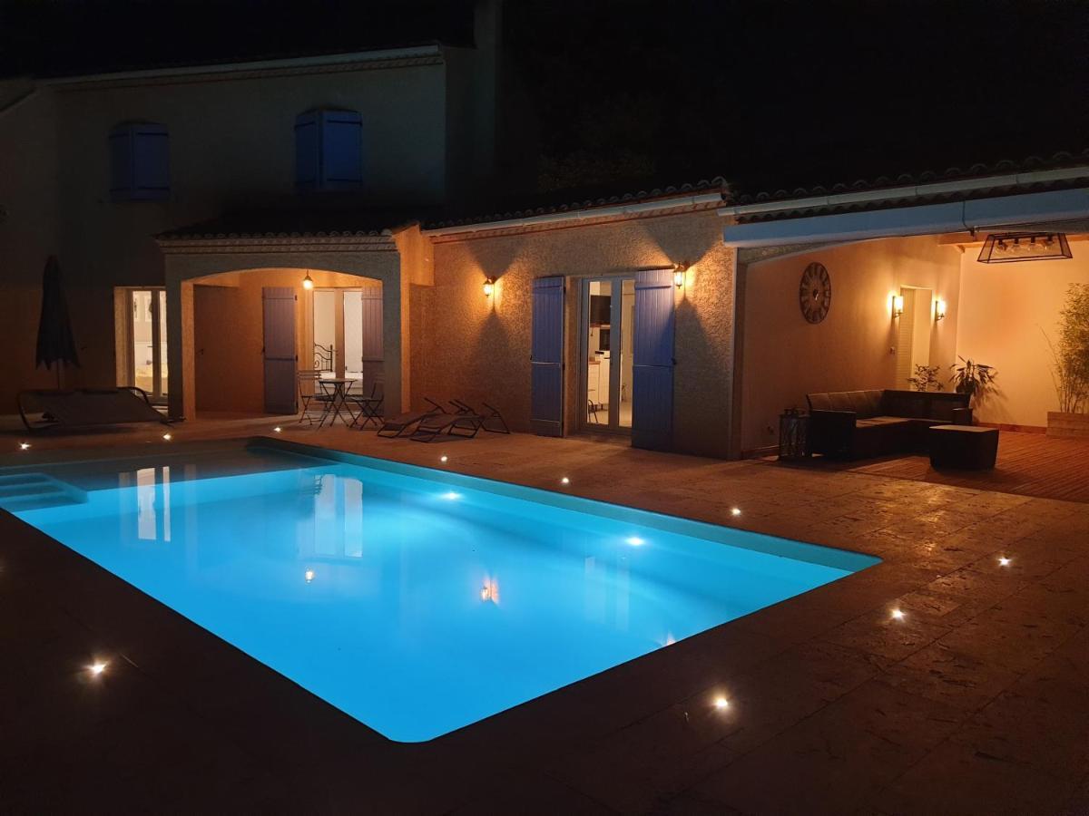 La Villa Des Moulins Calvisson Exterior photo